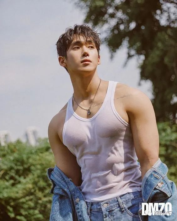 【每日美男】抓紧锻炼腹肌迎接夏天吧|微信|腹肌|大b哥|健身