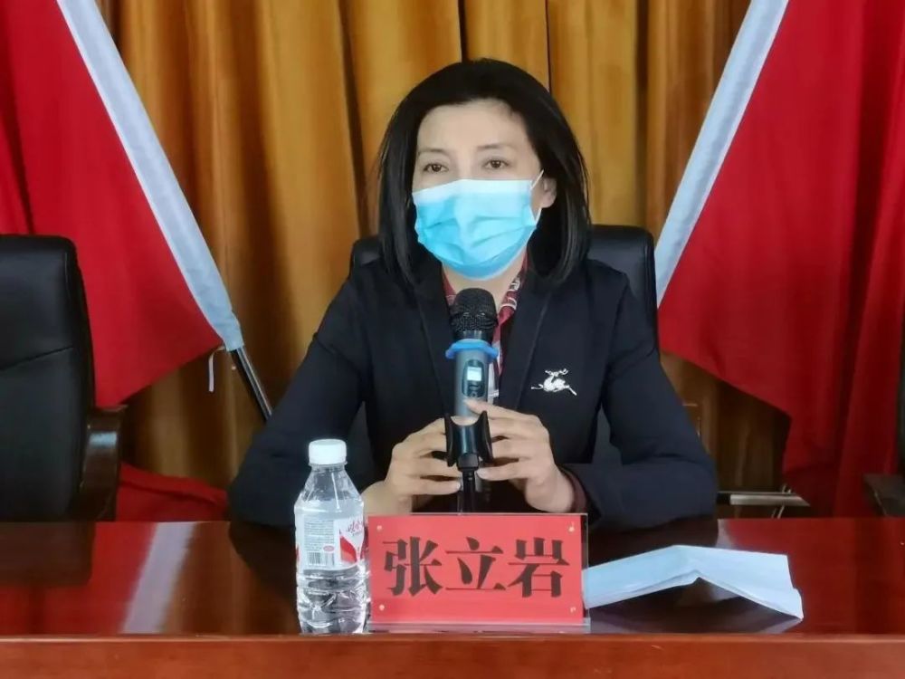 思想大讨论区委常委统战部部长张立岩参加金城街道儿童友好在行动幸福