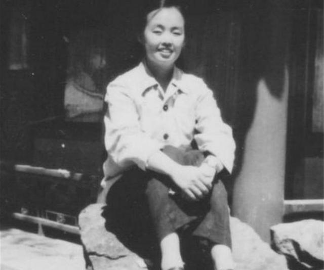 左权的夫人刘志兰有多美她被叫做领袖夫人中的头号美女