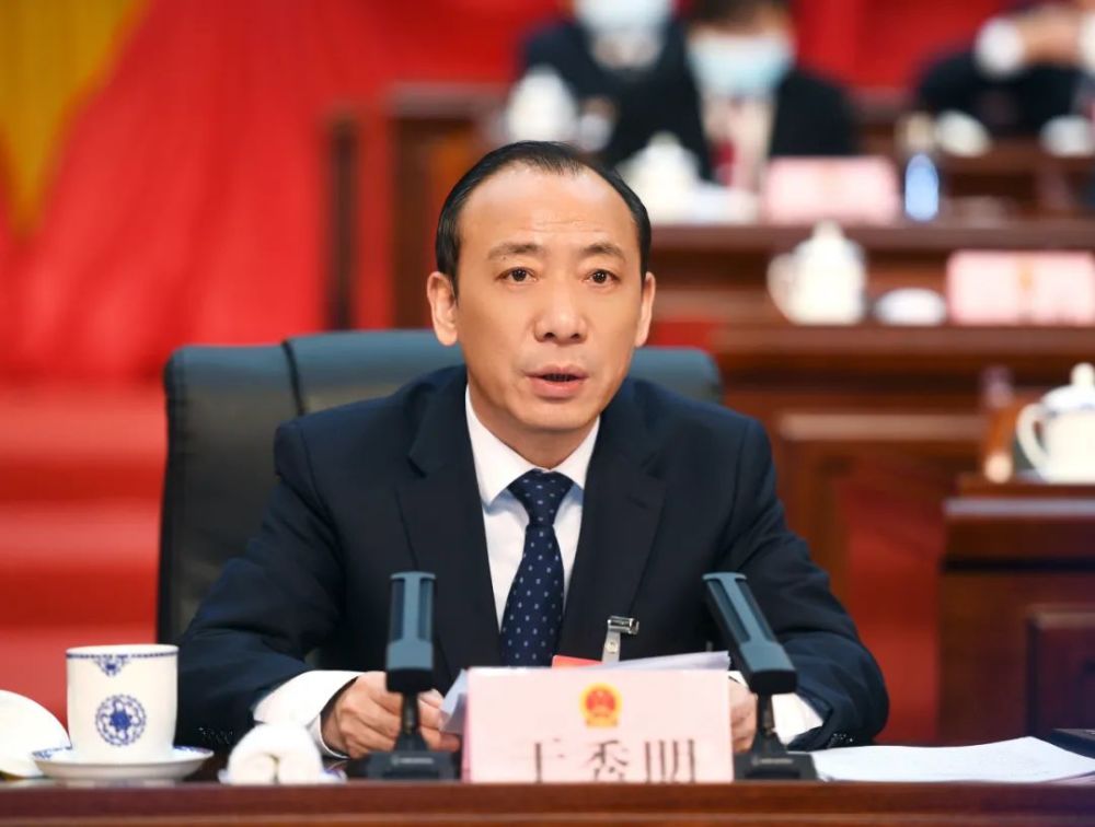 宜春市第五届人民代表大会第二次会议胜利闭幕