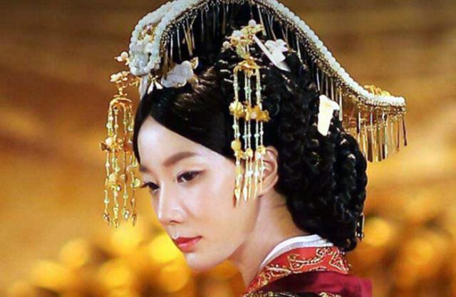 卫皇后及其母均为武帝姊平阳公主家的家奴.