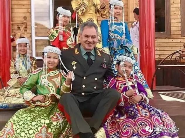 当今俄罗斯国防部长的父亲是图瓦人母亲是乌克兰人