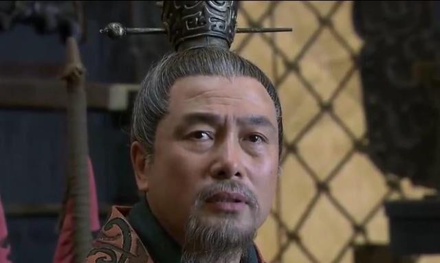 两次险些要了刘备的命,射杀凤雏,困住张飞,张任的战力与谁相当