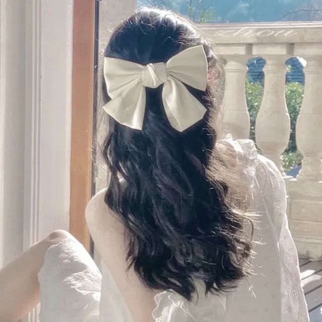 女生头像ins高级质感不露脸背影头像