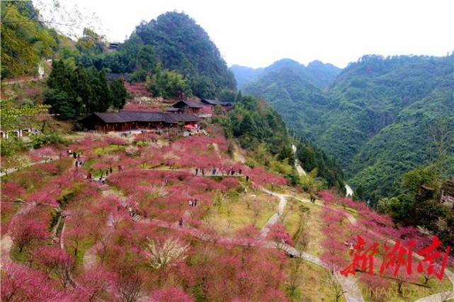 北京梅龙山旅游景区：壮观山峦、清凉溪流、刺激户外活动，一场与自然的完美邂逅