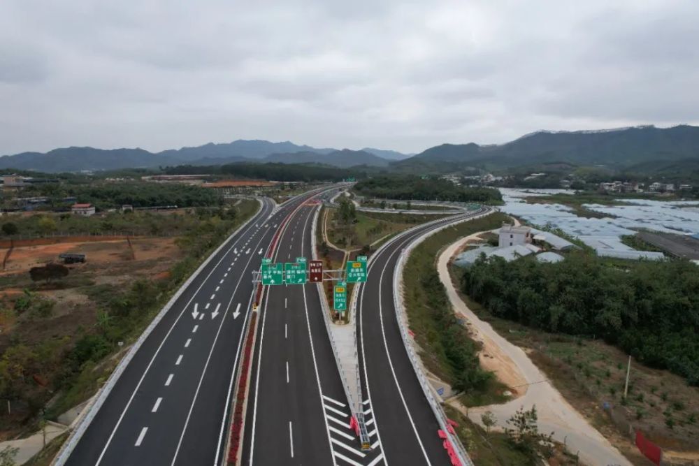 漳武线永定至南靖高速公路南靖段是《福建省高速公路网规划(2016-2030