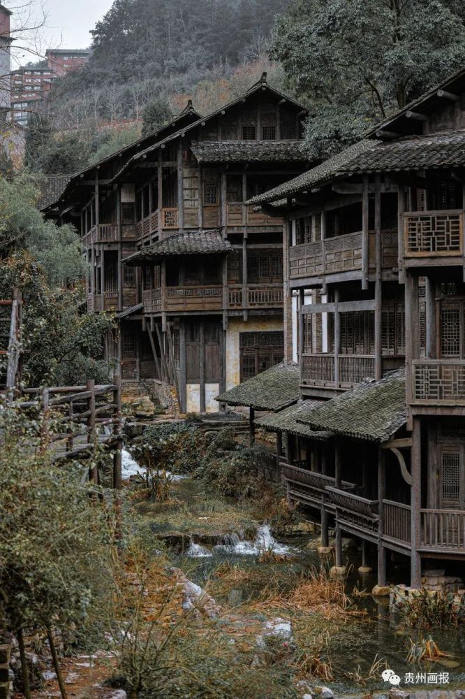 乌江寨朦胧春色古韵悠悠