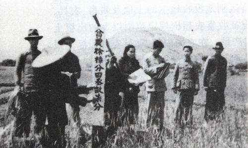 1948年的河北土改一县57万人分到土地百姓运送150万斤军粮