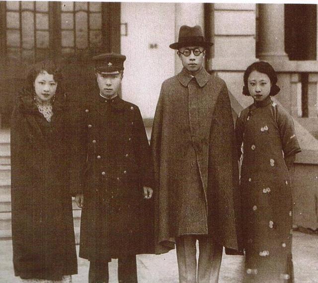 溥仪对一后三妃冷漠无情晚年多次向妻子李淑贤下跪求不离婚