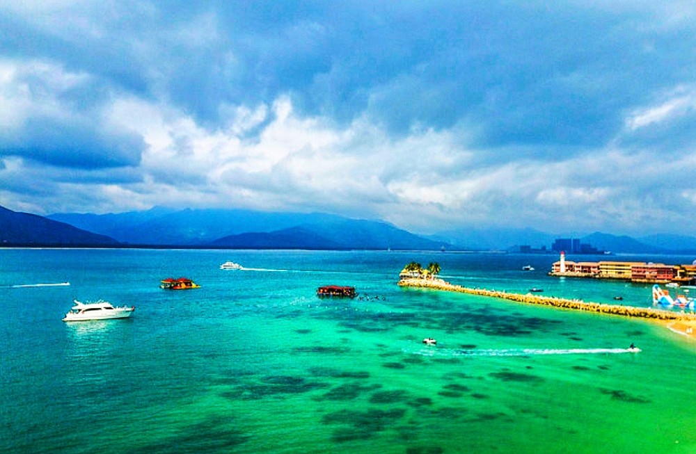 海南最大热带雨林风景区,5a级风景区,自然生态景观优美,黎苗文化,民俗