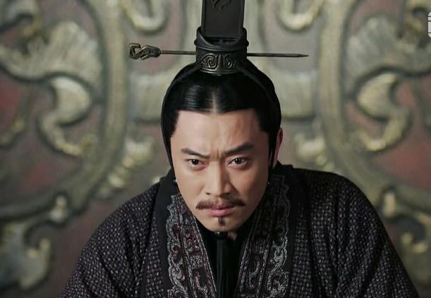 变法,于是就对公子虞施以劓刑,而嬴驷的另一个老师公孙贾则被施以黥刑
