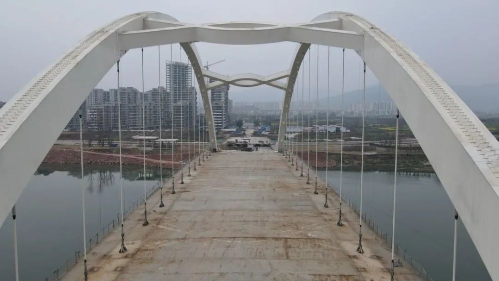 有望年底通车金堂这座桥即将完成主体建设