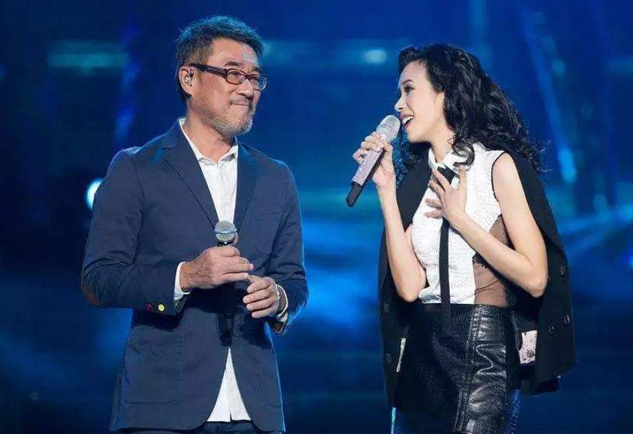 36岁的李宗盛婚内出轨28岁的林忆莲朱卫茵的成全却成了笑话