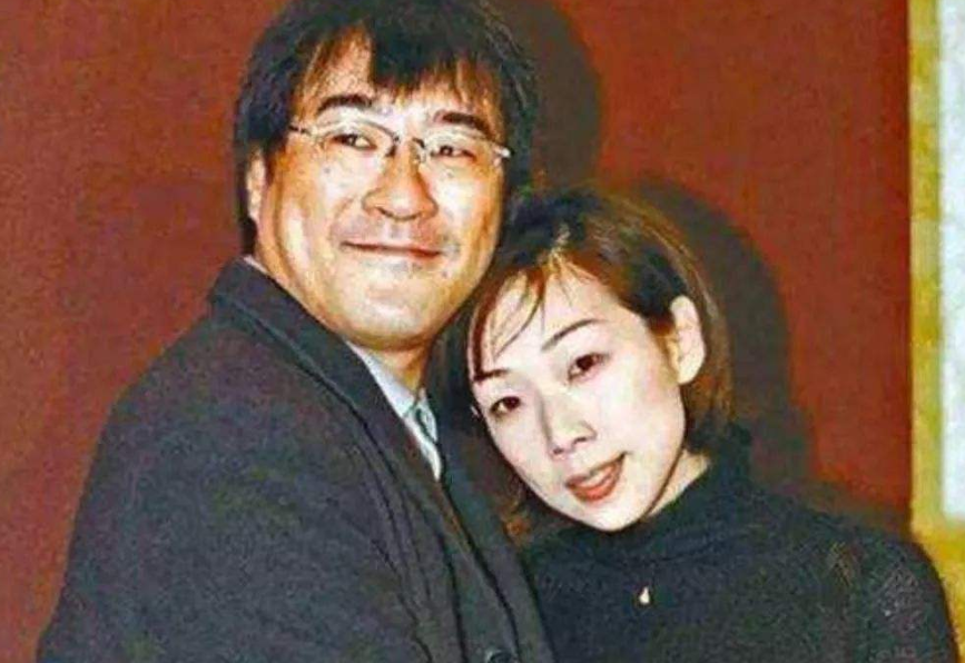 36岁的李宗盛婚内出轨28岁的林忆莲朱卫茵的成全却成了笑话