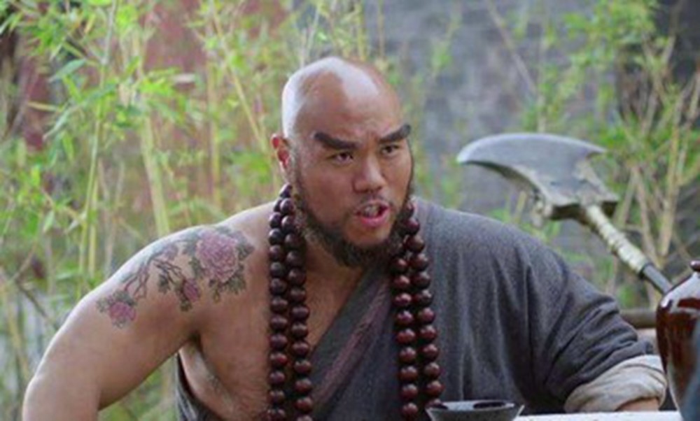沙僧和鲁智深也很疑惑我们手里的武器到底是个啥