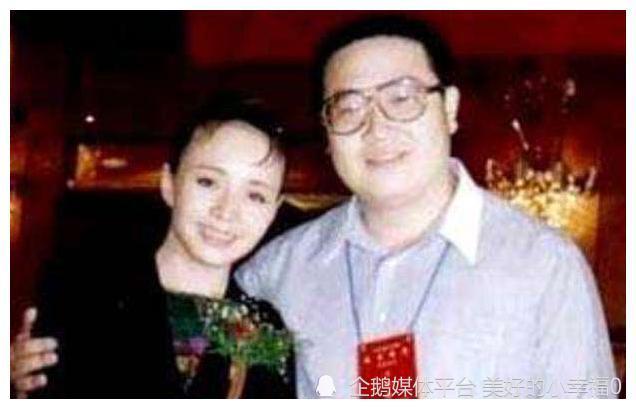 同父不同命英达与宋丹丹离婚24年两个儿子的事业发展天壤之别