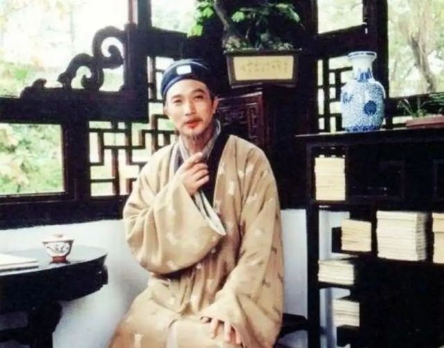 关如是《红楼梦》里,黛玉的父亲林如海是巡盐御史,这是多大的官?