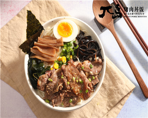 肉丼饭"吃一定不会让你失望如果沒有办法到日本现场吃和风肥牛丼人见