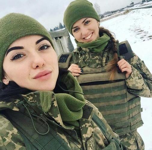 乌克兰女兵性感迷人回归社会成剩女军营女汉子