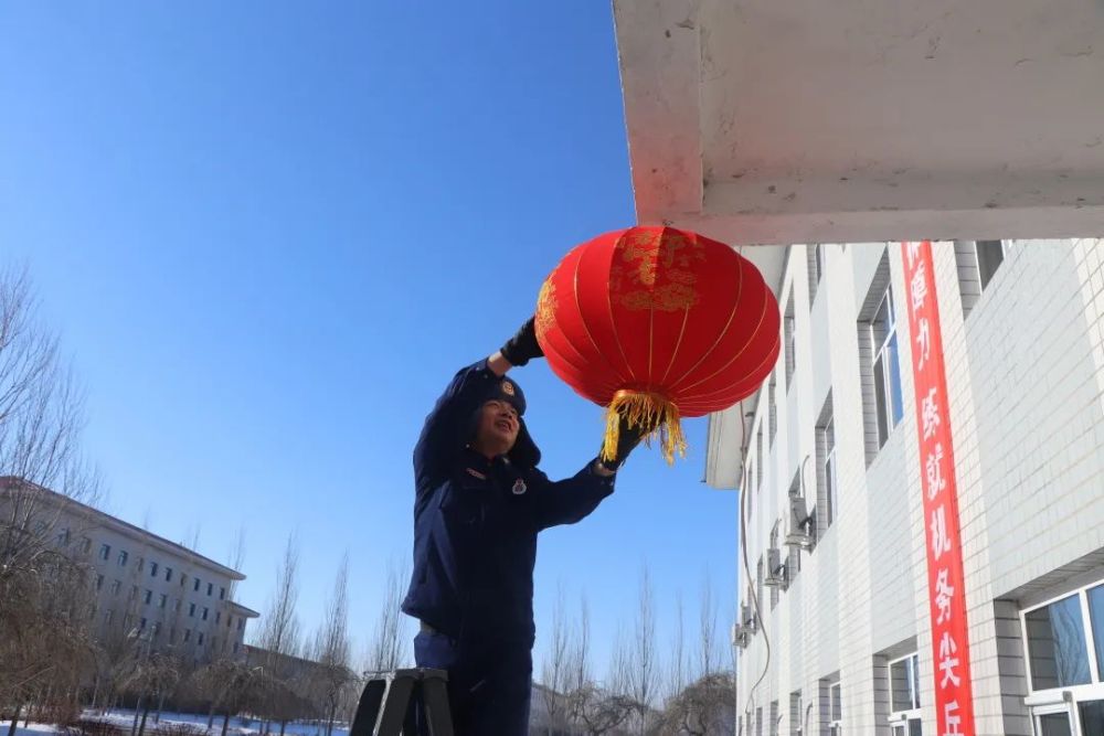 史东鑫为人心地善良,在平日生活中谁有点大事小情都喜欢和他说说