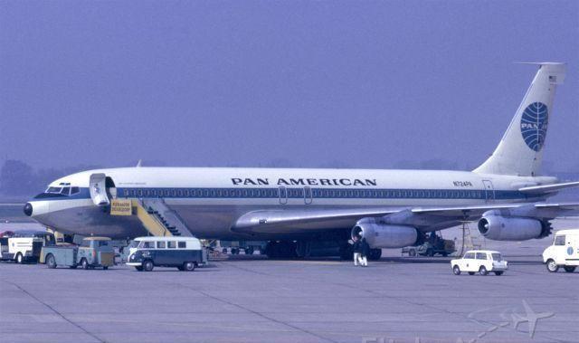 泛美航空波音707客机和pa214航班同一个空域上方1000英尺处的美国国家