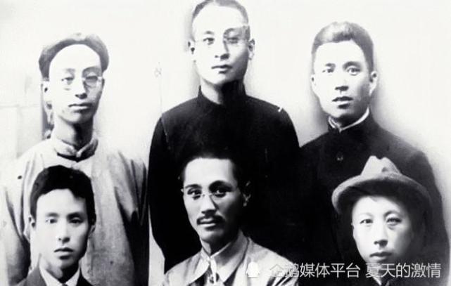 "暗杀大王"王亚樵:差点加入共产党,却死于结拜兄弟戴笠之手_腾讯网