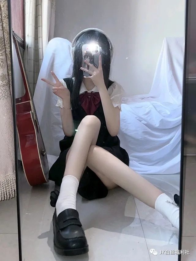 对镜自拍当搞笑女开始正常营业