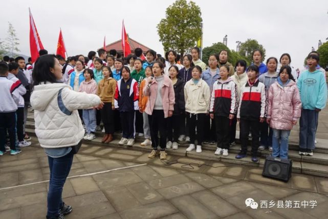 西乡五中 研学踏青樱桃花海!