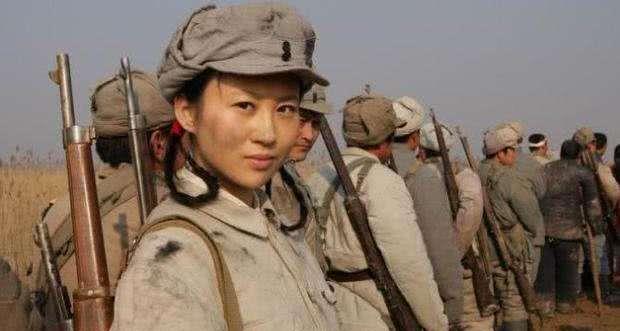 正式成为一二九师第一个女侦查参谋,她也是八路军中为数不多的女参谋