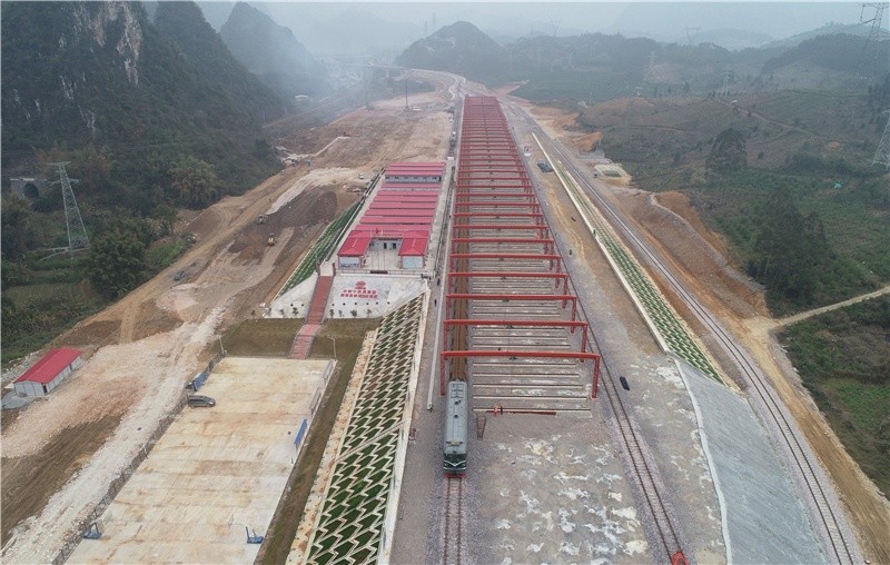 贵南高铁河池铺轨基地占地面积4.