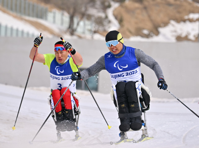 (北京冬残奥会)残奥越野滑雪—男子短距离(坐姿)决赛赛况(2)