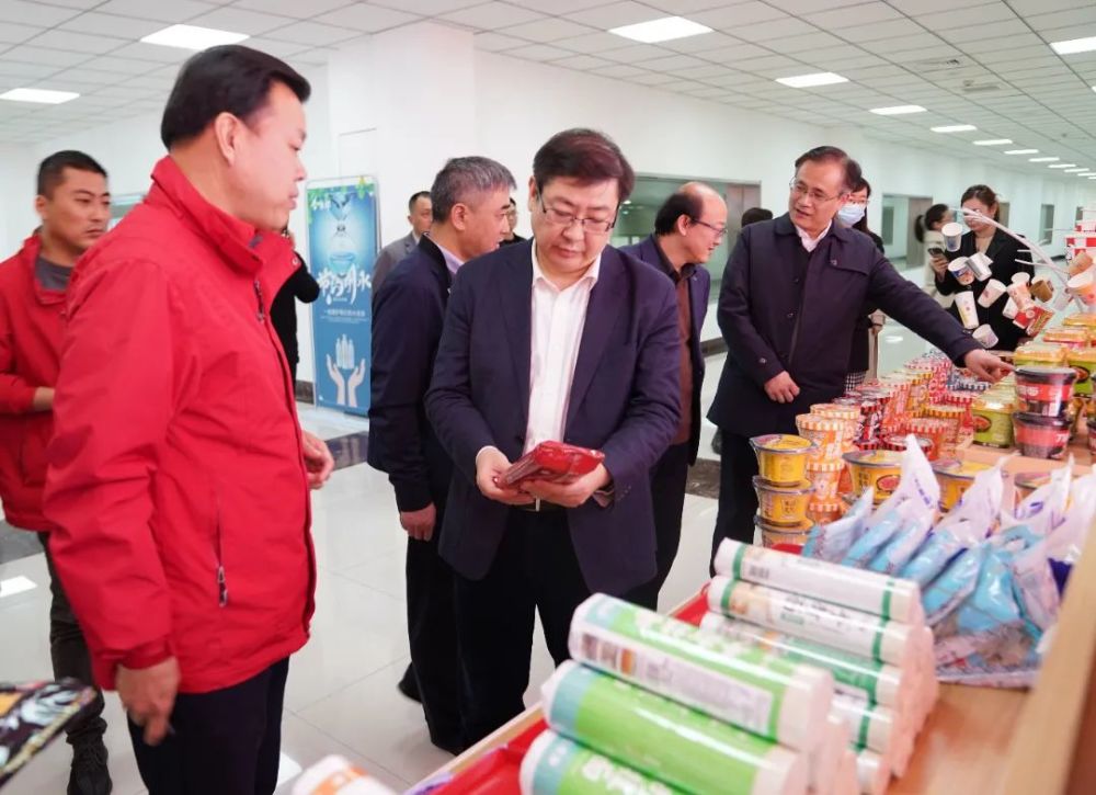 曾任职天长新疆乌鲁木齐市副市长来我市考察交流工作