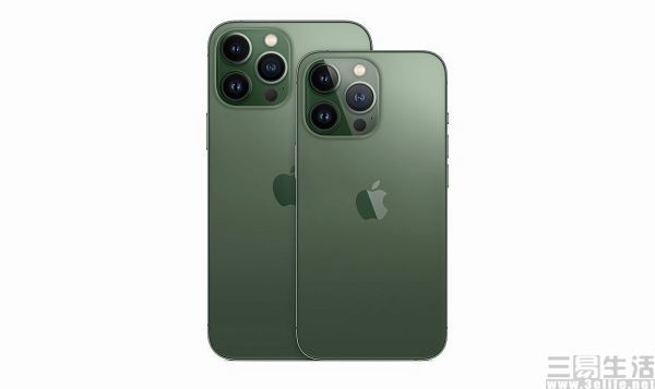 苹果iphone13pro苍岭绿真机实拍现身颜值不俗