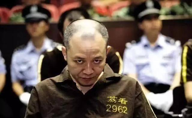 广州最残忍黑老大伍志坚覆灭记