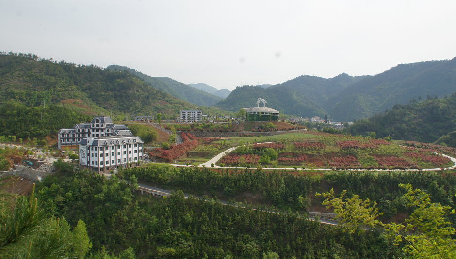 郧西龟龙岛森林康养文旅度假村▼国家3a级旅游景区确定为国家3a级旅游