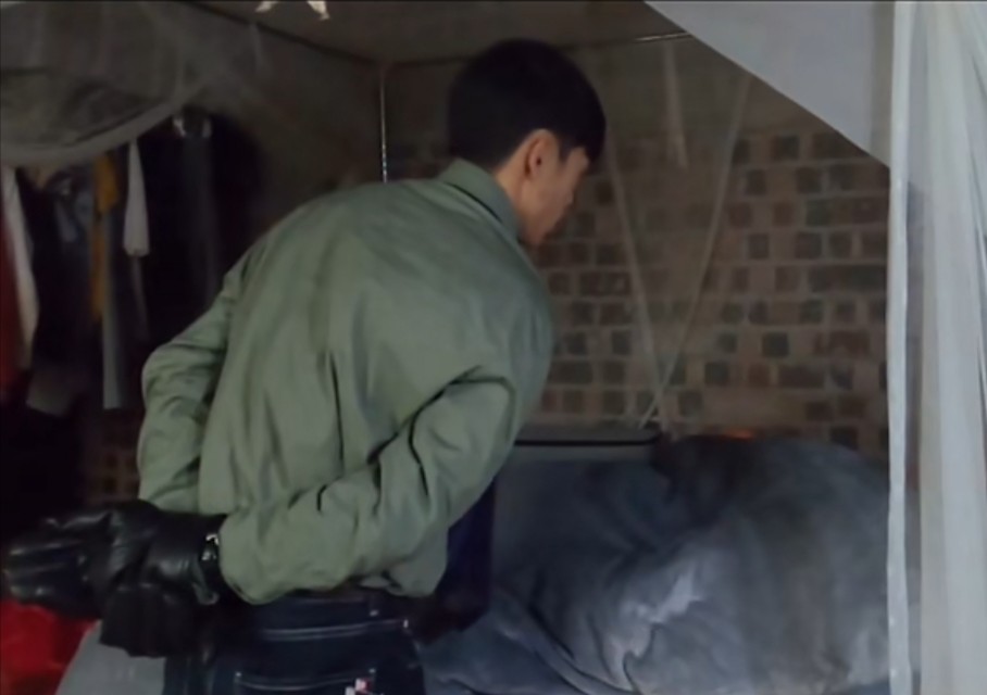 广西潮人伟布丁靠一动作成为时尚达人