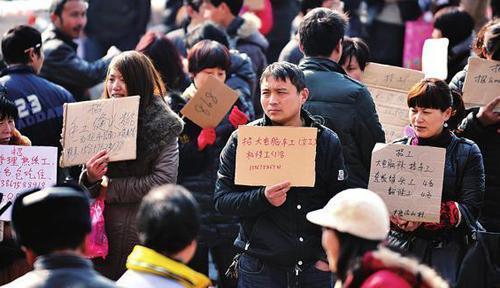 招聘厂长_EDG打野诺言为什么叫厂长 养猪这个梗居然和韦神有关系(2)