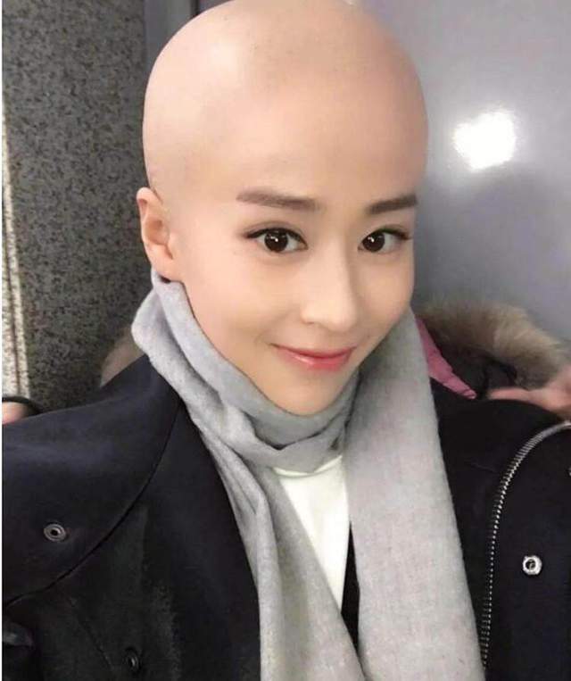 剃了头更惊艳戴头套反而拉低颜值女明星光头造型差异大