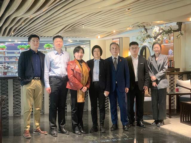 邀请北京市京都律师事务所高级合伙人吴宇欣律师,陈旭律师以及北京恒