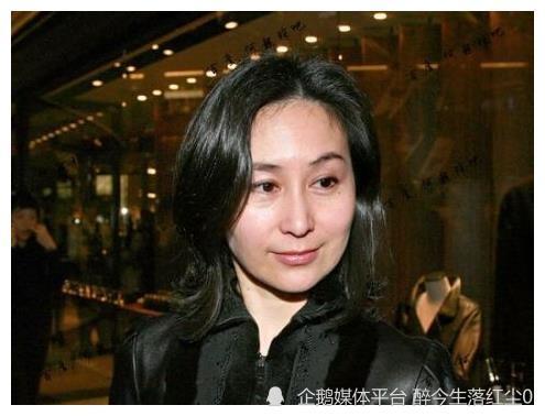 杀伐果断何超琼断交崩牙驹制裁洗米华让梁安琪再无抗衡之力