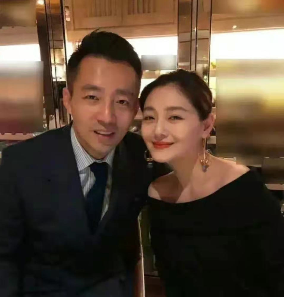 张颖颖在线狂怼汪小菲直言抛妻弃子的男人不可靠张兰下场暗讽