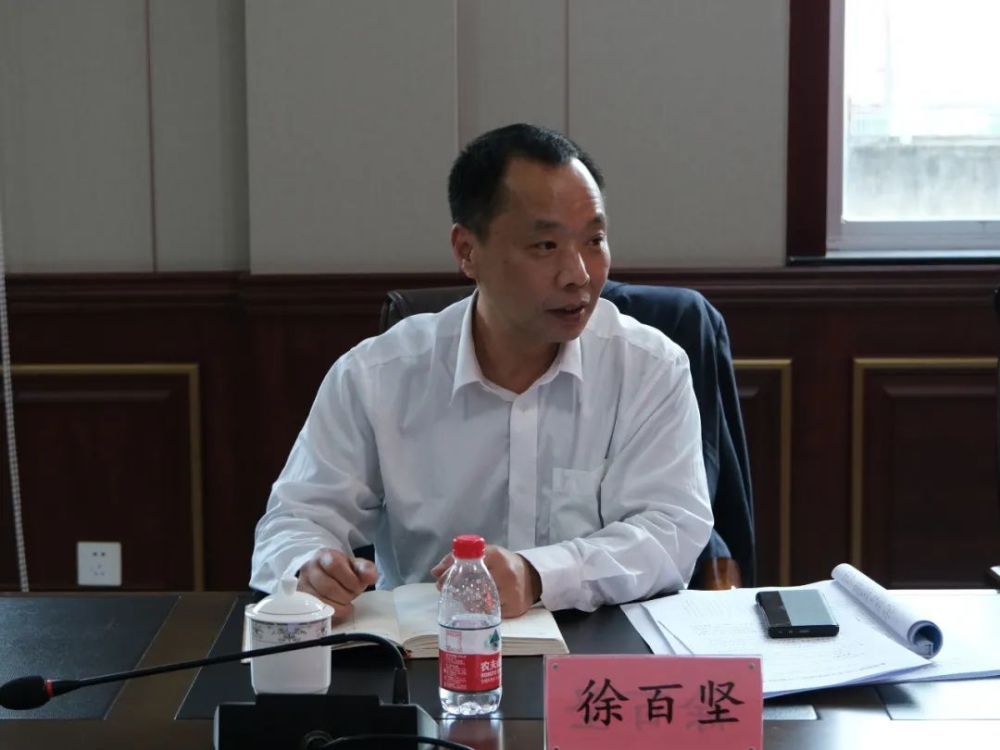 怀化市人民检察院党组书记,检察长徐百坚调研指导新晃