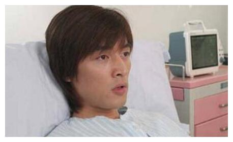 2006年胡歌因车祸毁容助理张冕死亡他为什么原谅肇事司机