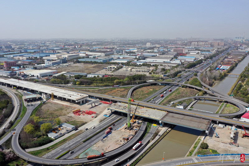 宝山这条高速公路迎来建设节点沿江通道跨蕰川公路工程结构贯通