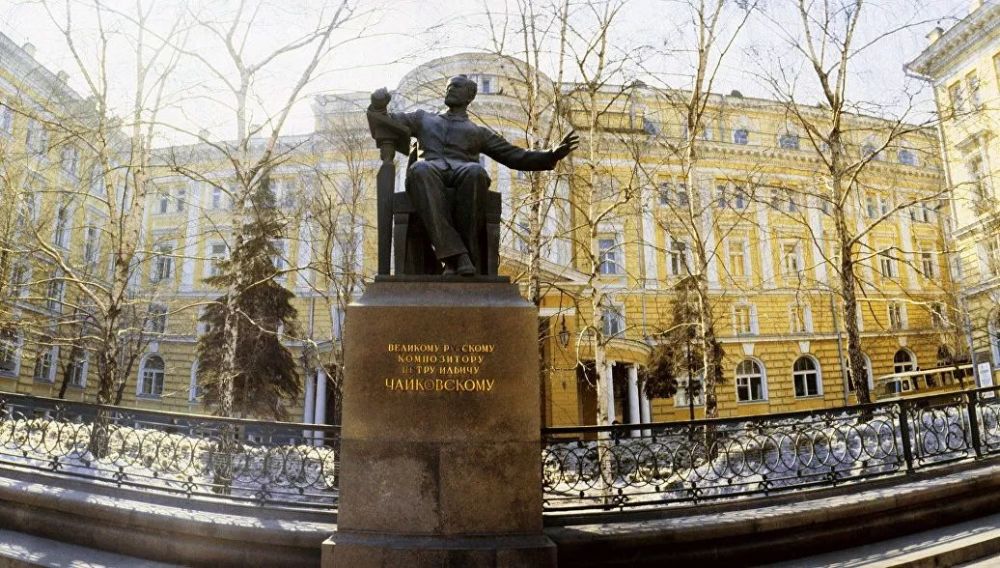 学校推介莫斯科柴可夫斯基音乐学院