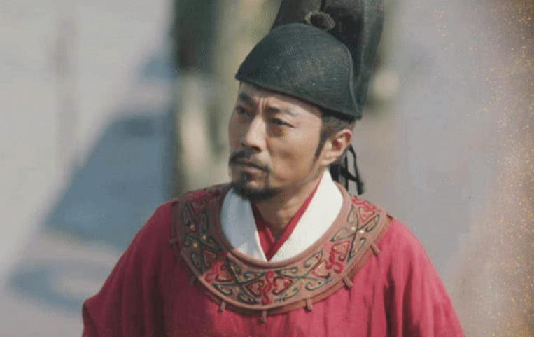 而在那之后,长孙无忌,房玄龄,杜如晦都得到升迁,官拜一品宰相,而尉迟