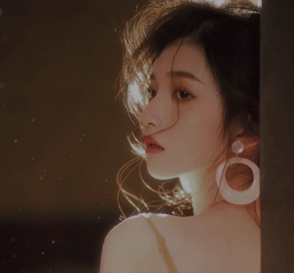 绝美女生头像散落人间的神仙女头