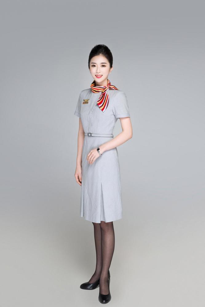 2021世界十佳美丽空姐榜中国昆明空姐李真真夺冠