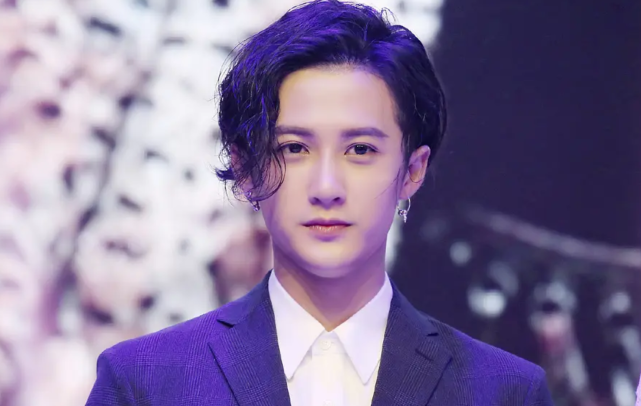 檀健次家世强大?名字来自二次元,对女明星不动心却在试镜时脸红