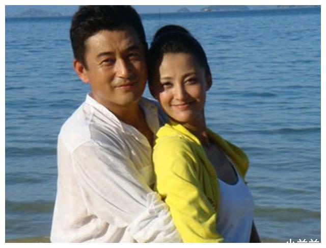 王志飞为张歆艺抛弃原配妻子余生不会辜负小自己15岁的妻子